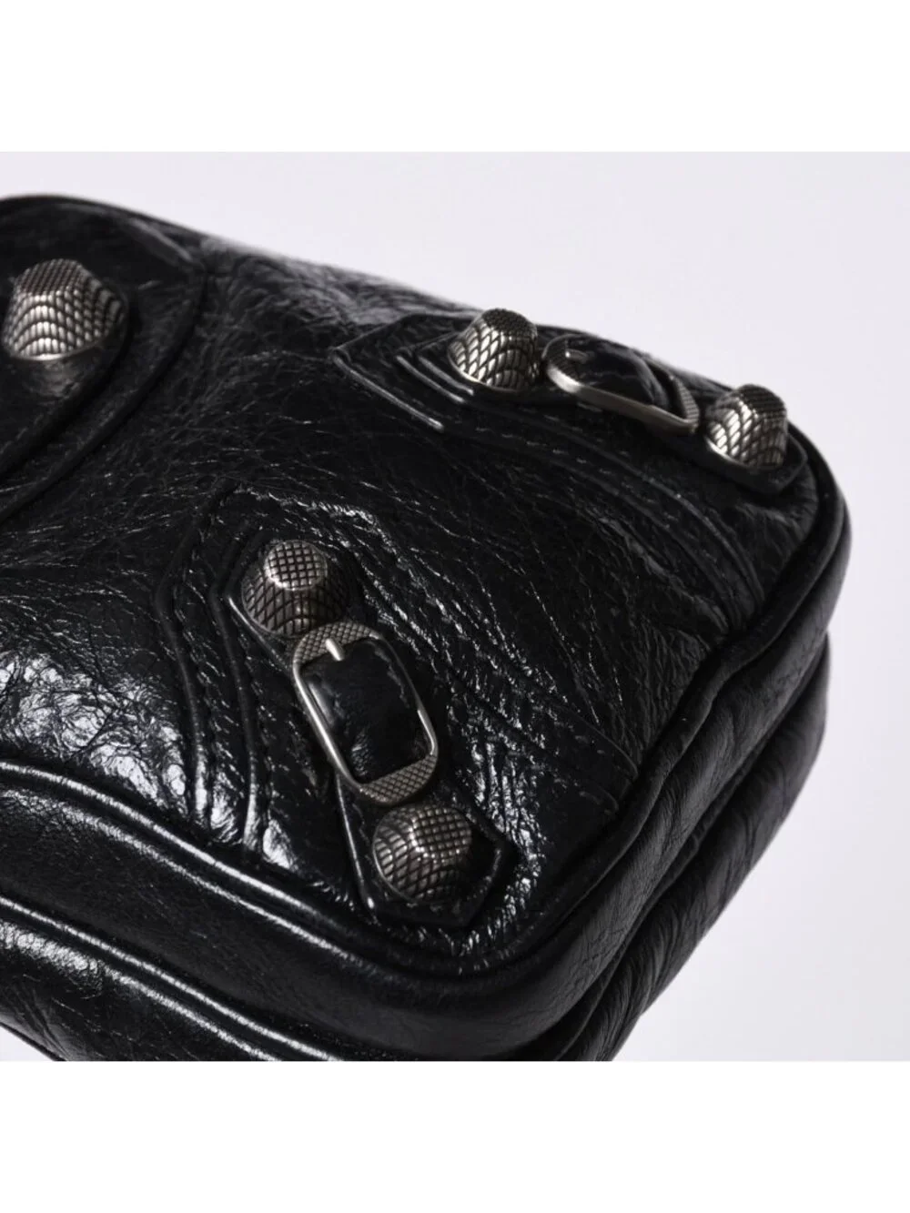Balenciaga damage model compact